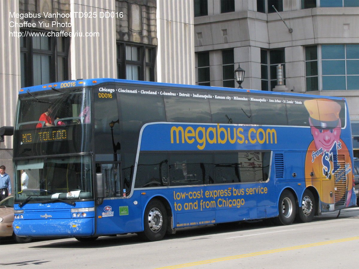 megabusdd016.jpg