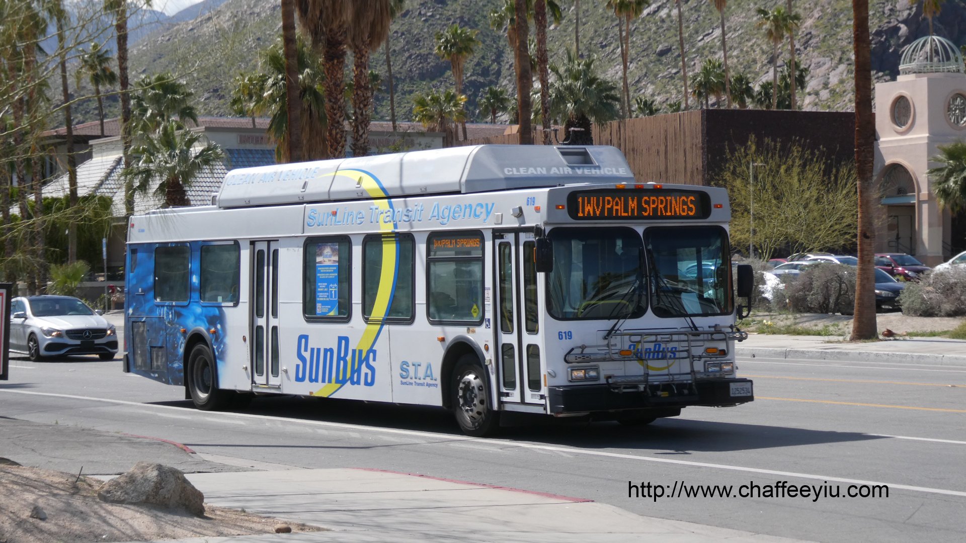 sunbus619.jpg